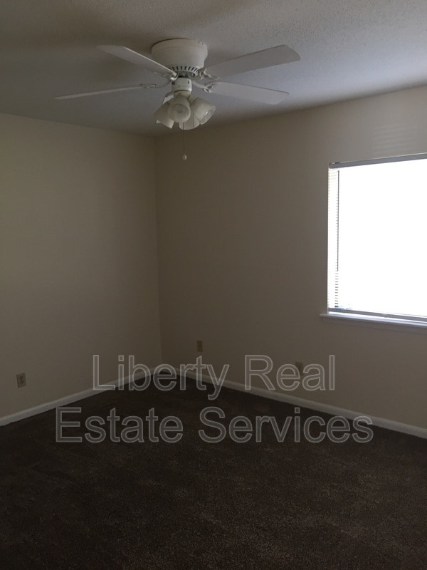 Building Photo - 909 Copeland Dr