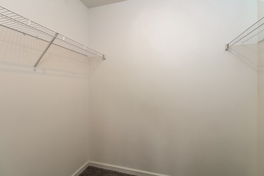 Building Photo - 287 Northwood St