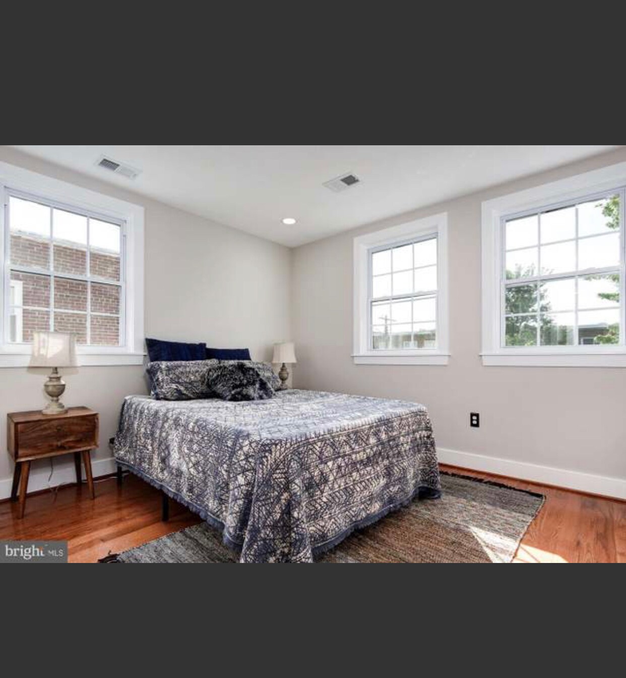Master bedroom - 4208 Fort DuPont Ter SE