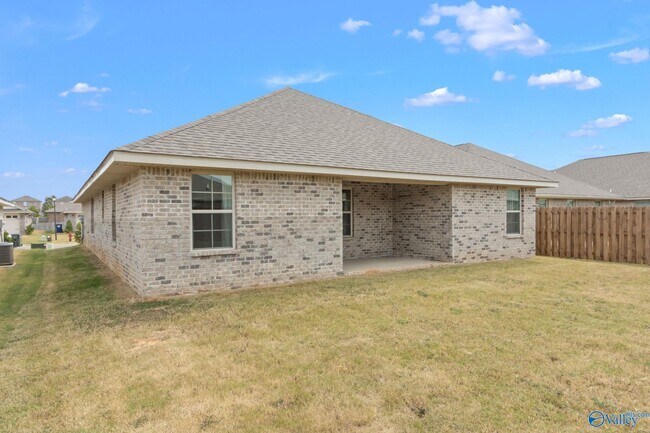 Building Photo - 122 Ardsley Dr