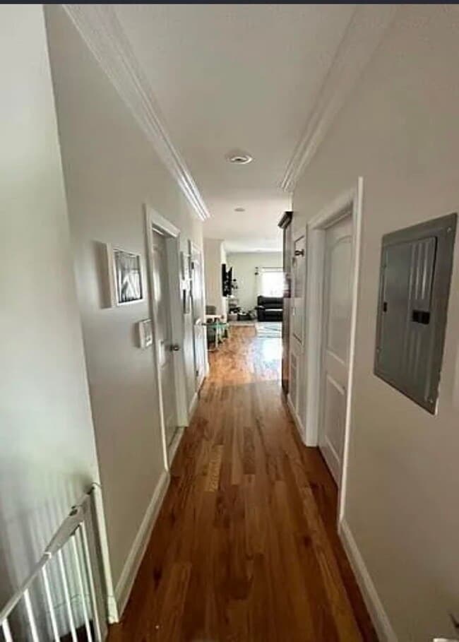 Building Photo - 49 Washburn St