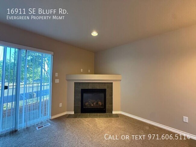 Building Photo - 16911 SE Bluff Rd