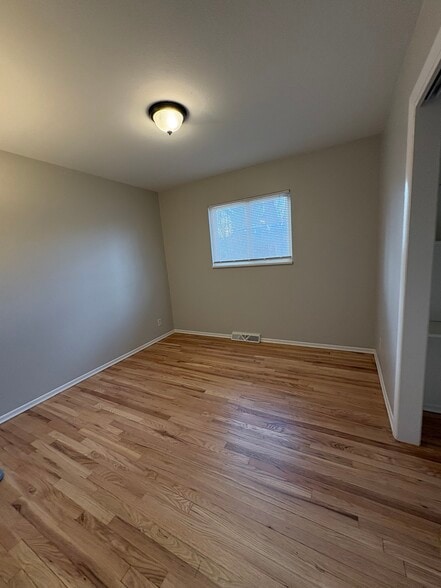 Bedroom 3 - 1312 Skyline Dr