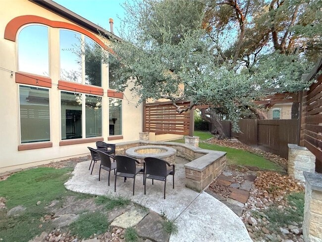 Building Photo - 2900 Browntop Ct