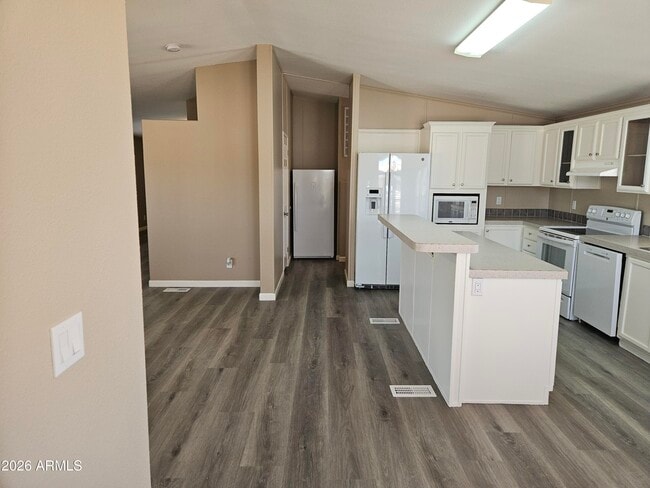 Building Photo - 56073 W Palillo Dr