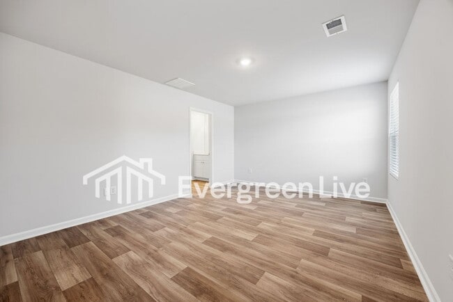 Building Photo - 1310 Willow Oaks Wy