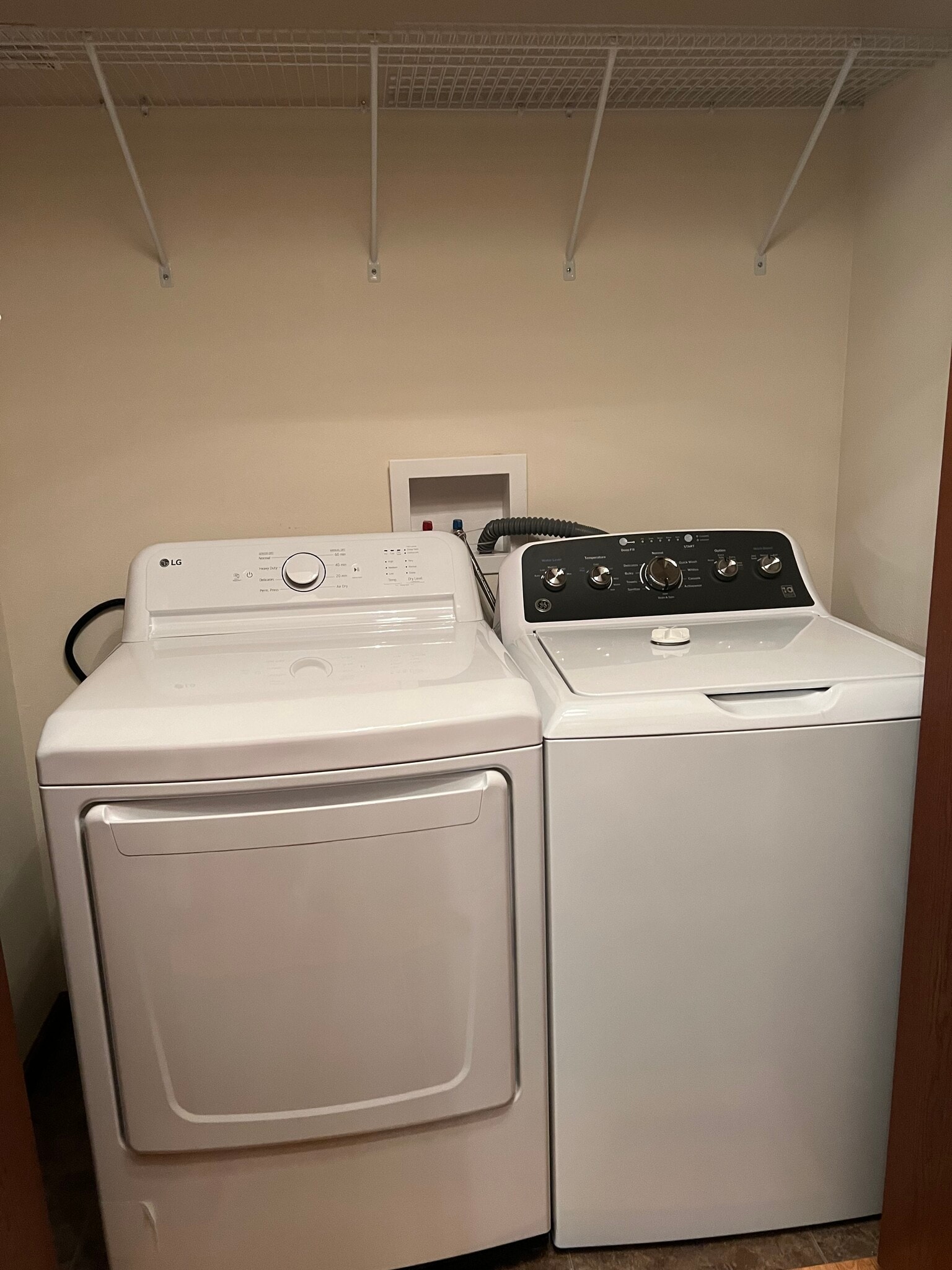 Building Photo - 310 N 1st St