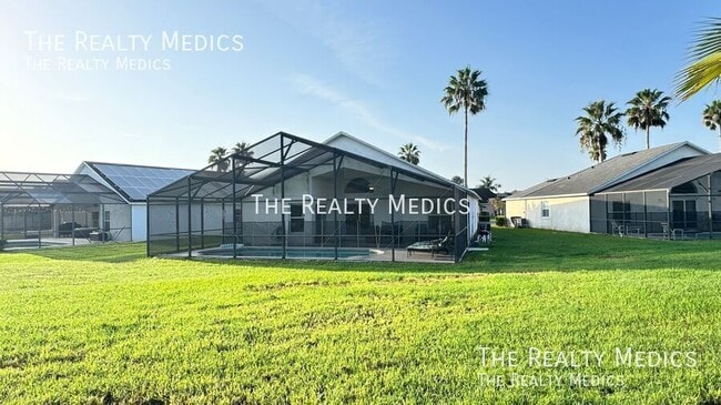Building Photo - 4802 Cumbrian Lakes Dr