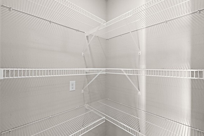 Building Photo - 2 year old 4 Bed 3 bath Liberty Lake Home offering 2330 sq/ft of living space