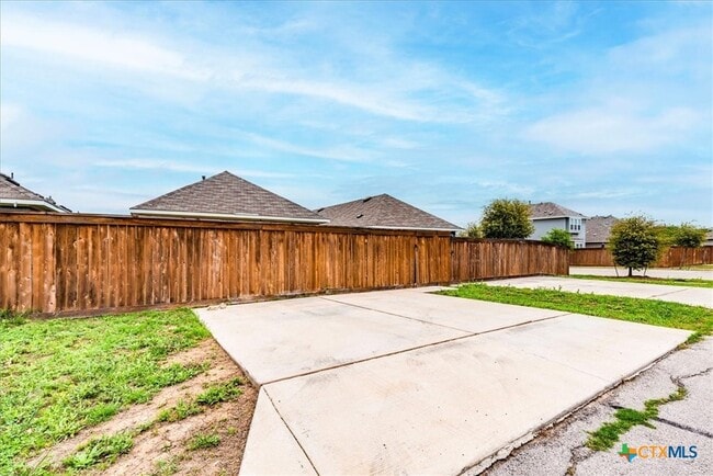 Building Photo - 360 Spiny Lizard Ln