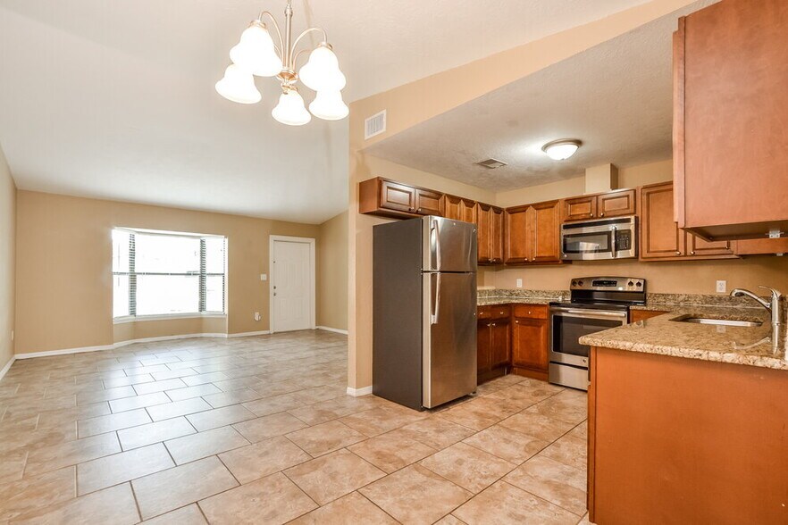 Building Photo - 3645 E Powder Horn Rd