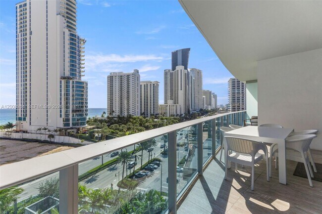 Building Photo - 17550 Collins Ave