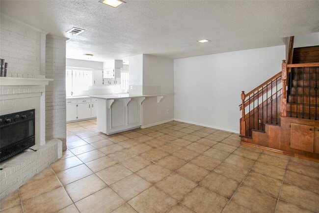 Building Photo - 10322 Nold Dr