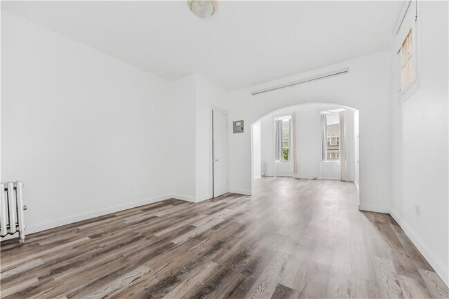 Building Photo - 32 Arion Pl