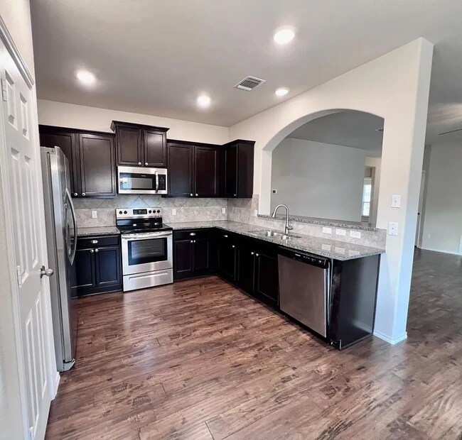 Building Photo - 6320 Dorothy Muree Dr