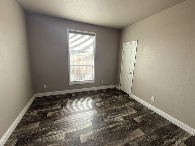 Building Photo - 2021 HOME- CAMP VERDE - VERDE RANCH ESTATES COMMUNITY