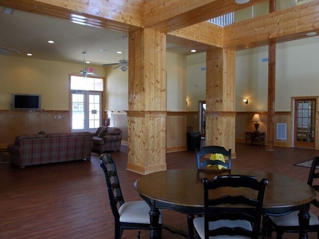 Building Photo - Beautiful 2 Story Corner Lot 3 Bed home in...
