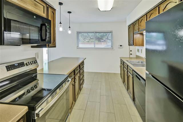 Building Photo - 1306 Clearview Dr