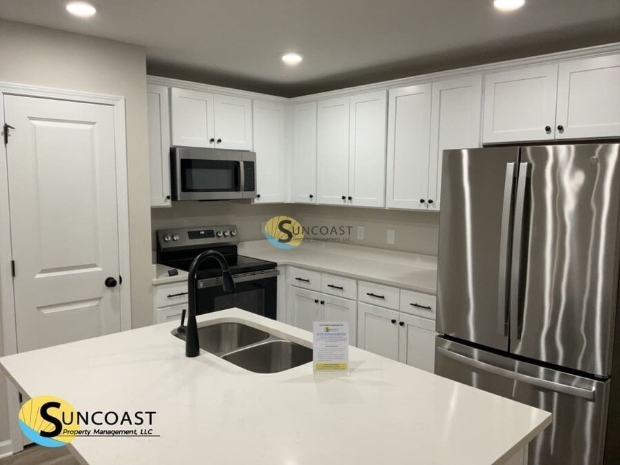 Building Photo - 2630 Kohn Rd