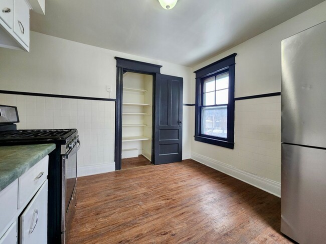 Building Photo - 434-438 Emerson Street