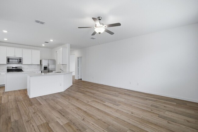 Building Photo - 1312 Pistachio Dr