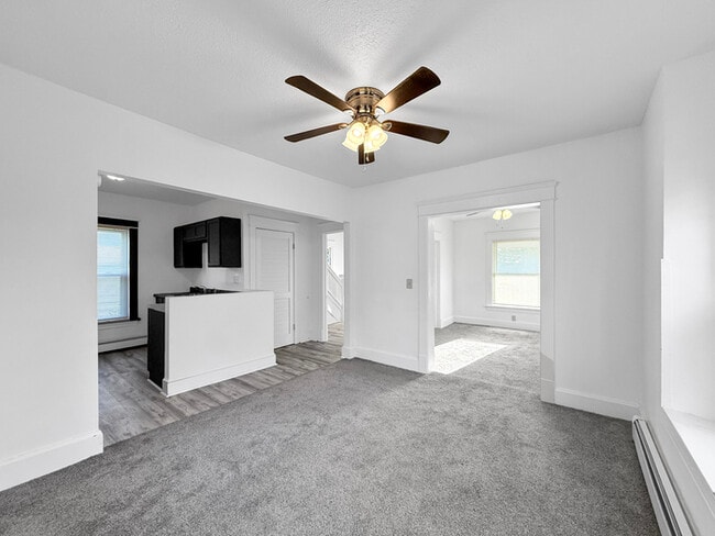 Building Photo - 3 bedroom 1 bathroom home for rent in Lorain