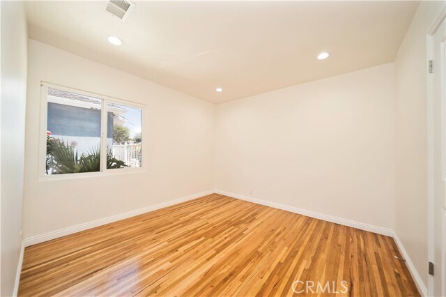 Building Photo - 1217 Camelia Dr