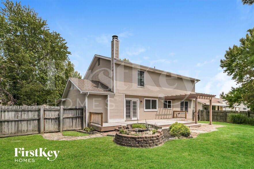 Building Photo - 721 Cedar Glen Dr