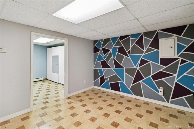 Building Photo - 43 W Elderkin Ave