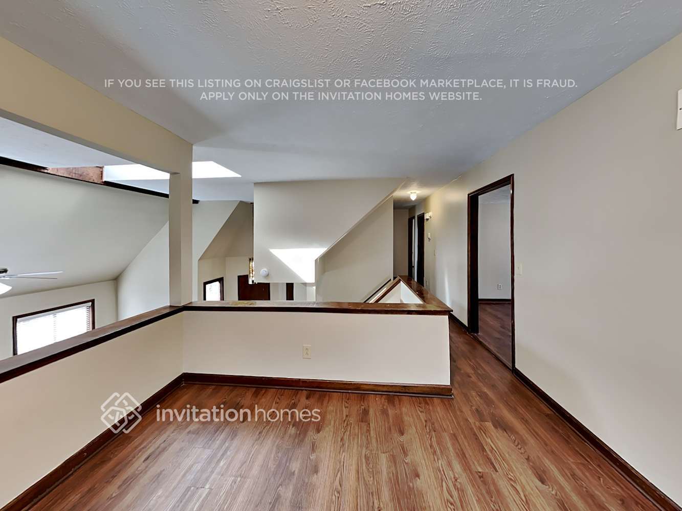 Building Photo - 1050 Rockcrest Dr