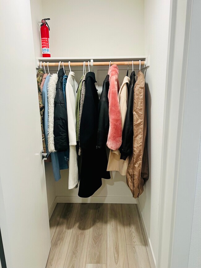 Building Photo - 2431 Cleat Ln