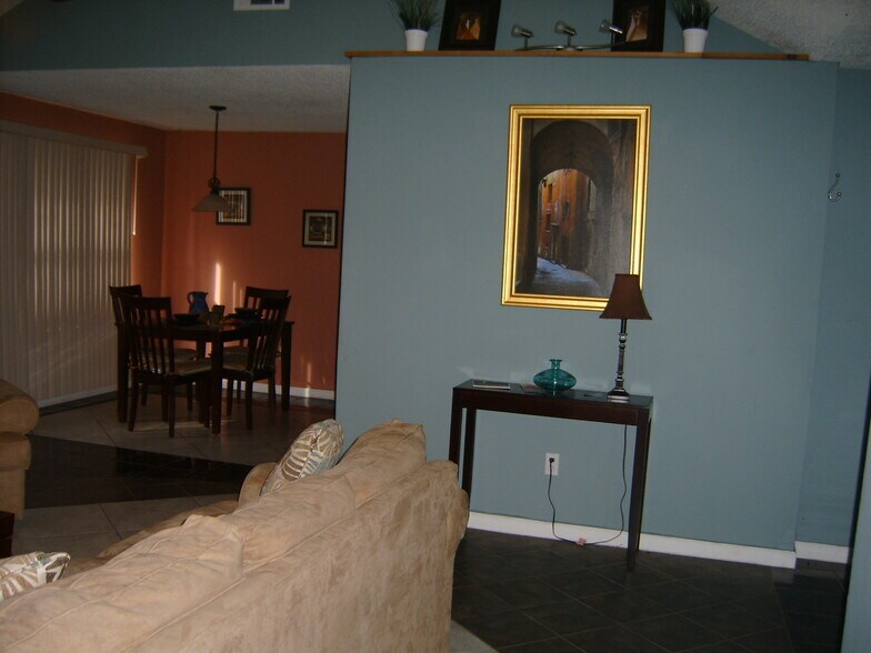 Dining Area - 13801 Pierres Ct