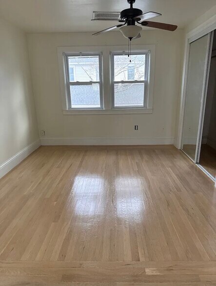 Building Photo - 14 Mink Rd