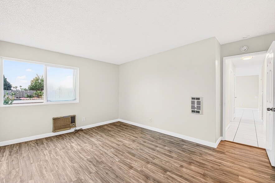 Building Photo - 212 S Kraemer Blvd