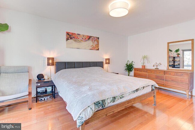 Building Photo - 11621 Newbridge Ct