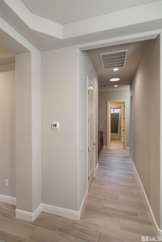 Building Photo - 11581 Anthem Dr