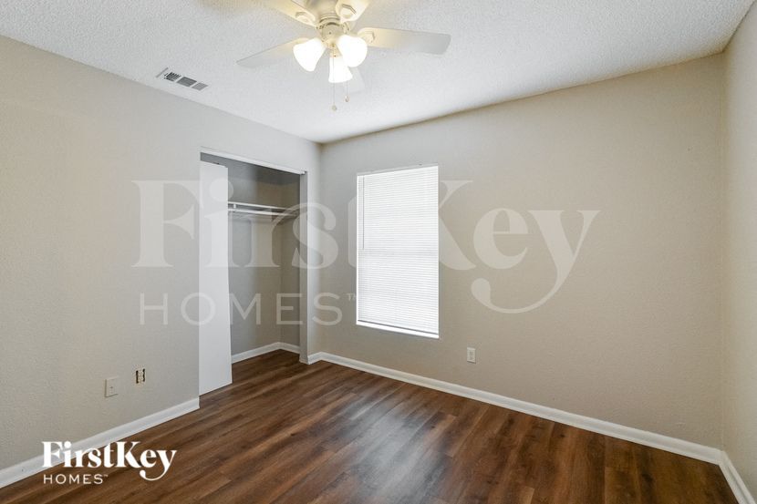 Building Photo - 2864 Jewel Ave