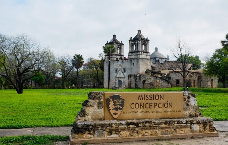 Building Photo - 14737 Southton Basin