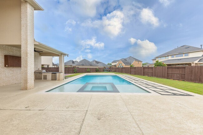 Building Photo - 28110 Bayou Cove Ct