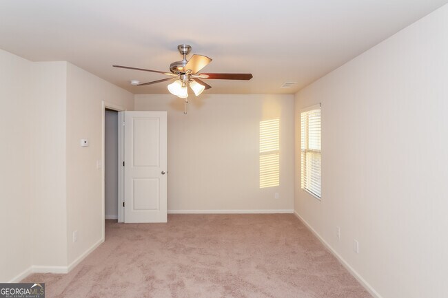 Building Photo - 48 Culver Ridge Dr