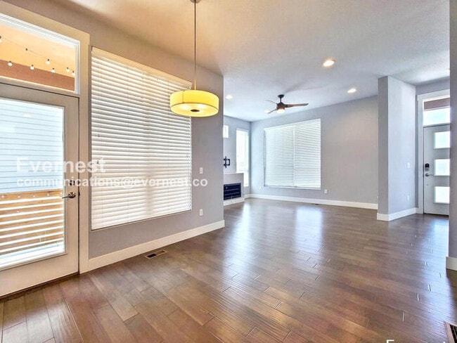 Building Photo - 5470 Trenton St