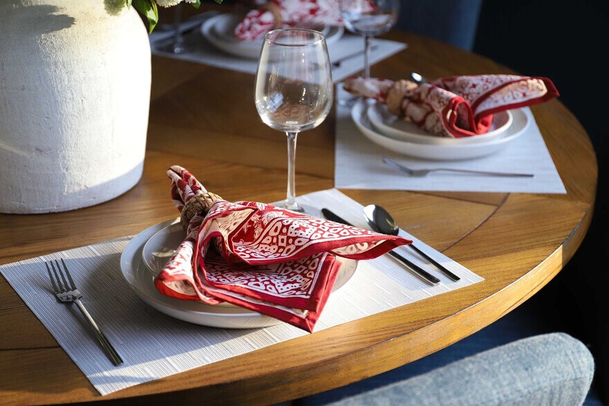 Building Photo - 331 June Ln