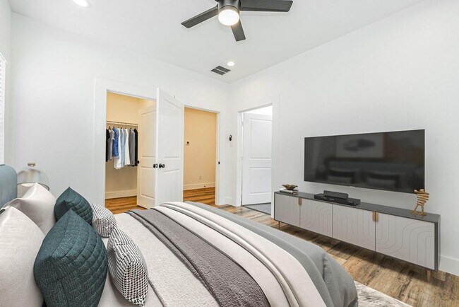 Building Photo - 1208 Edgar St