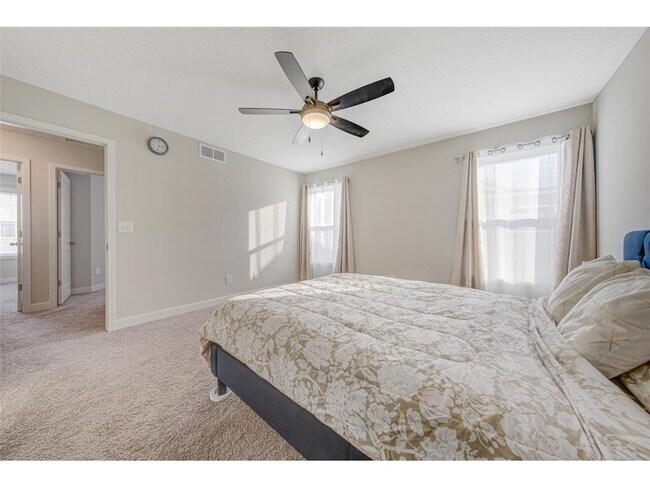 Building Photo - 1731 Riverside Dr