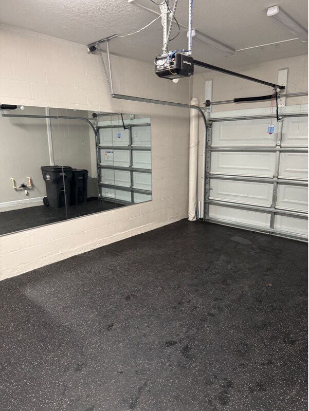 Building Photo - 10965 Quickwater Ct