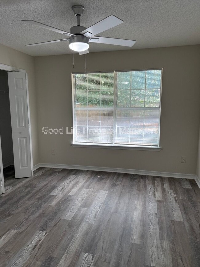 Building Photo - 9980 Bowman Ave