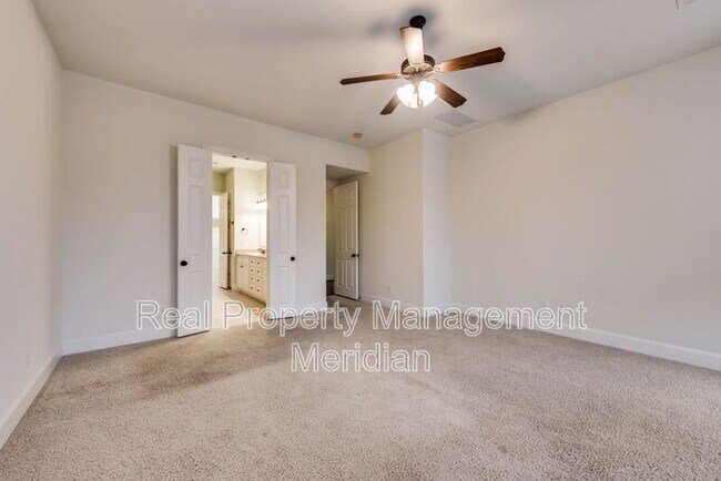 Building Photo - 14900 Foxbriar Ln