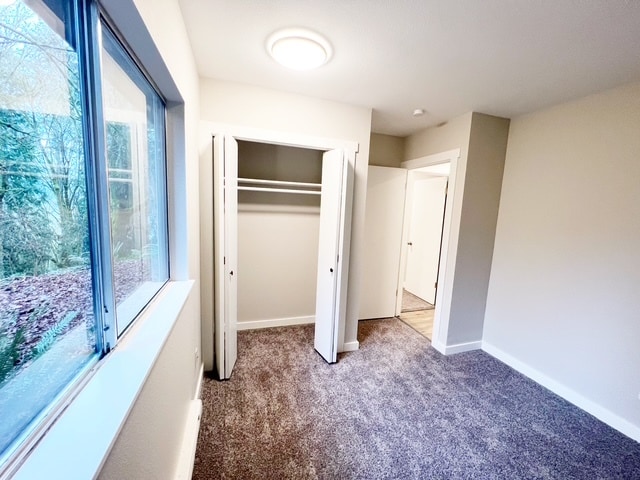 Building Photo - 4610 Fir Dr NE