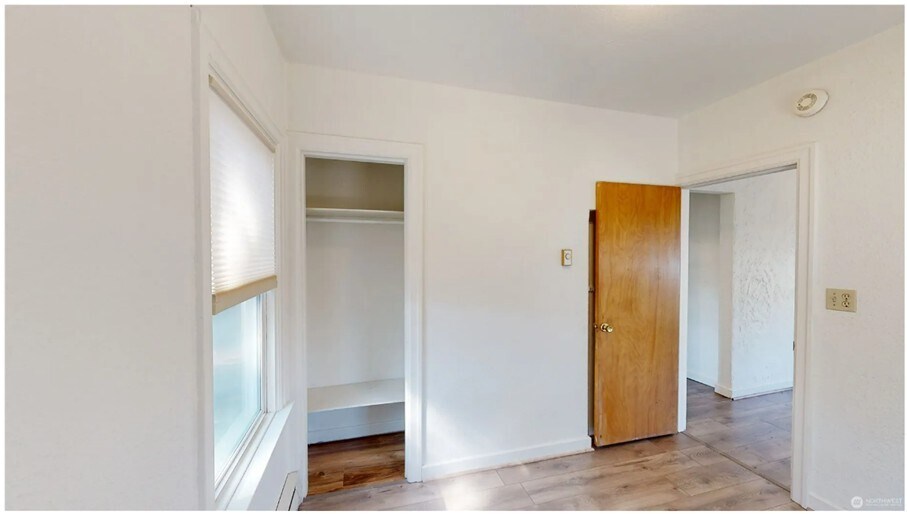 Bedroom2 - 605 W Whitman Dr
