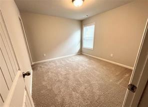 Building Photo - 2043 Hamilton Lake Pkwy
